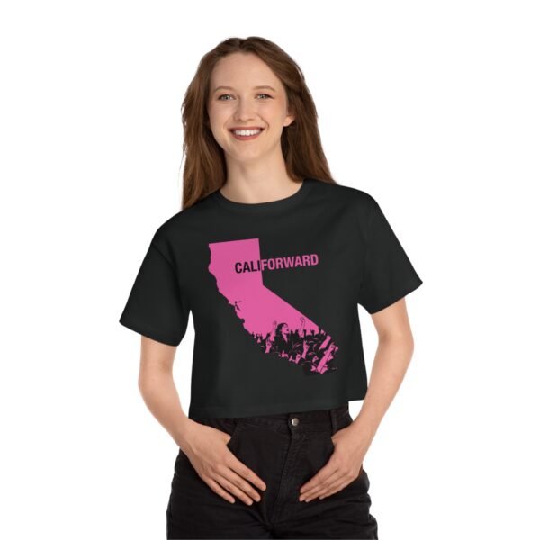 CaliForward Cropped T shirt